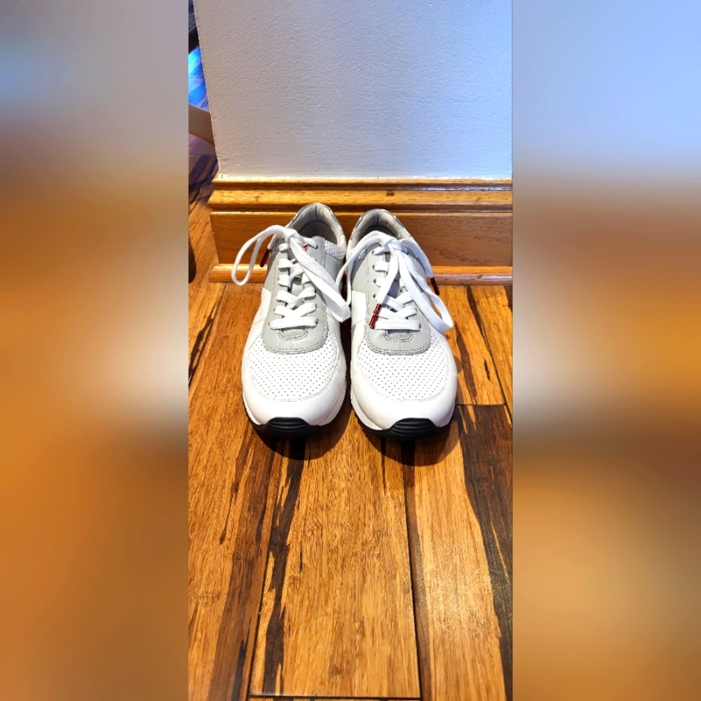 Michael Kors athletics shoes, leather. Size 9